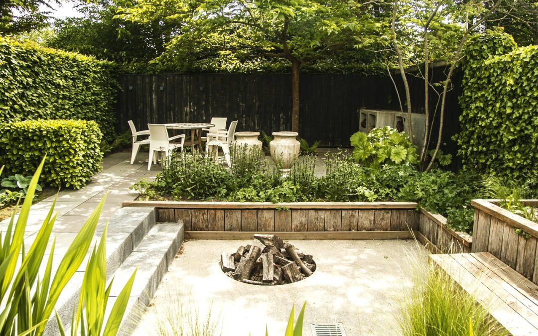 6 DIY Hardscaping Projects to Revitalize Your Outdoor Living Space